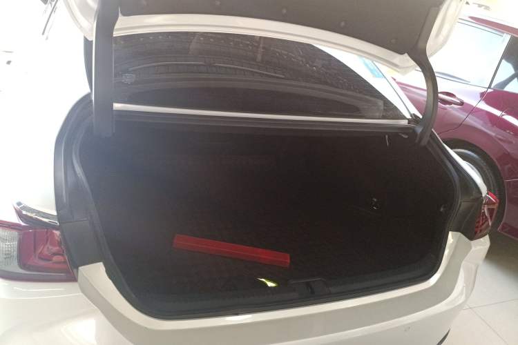 Used Lexus ES 2021 200 Excellence Edition
