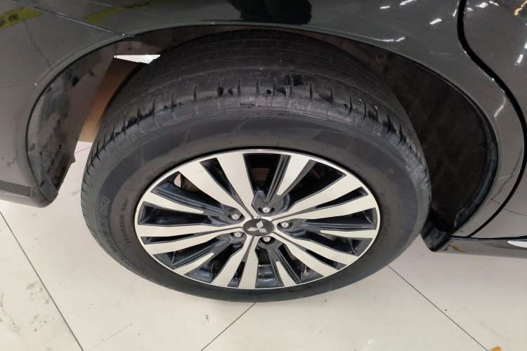 Used Mitsubishi Outlander 2020 2.4L 4x4 Zhi Xiang Edition 5 Seats