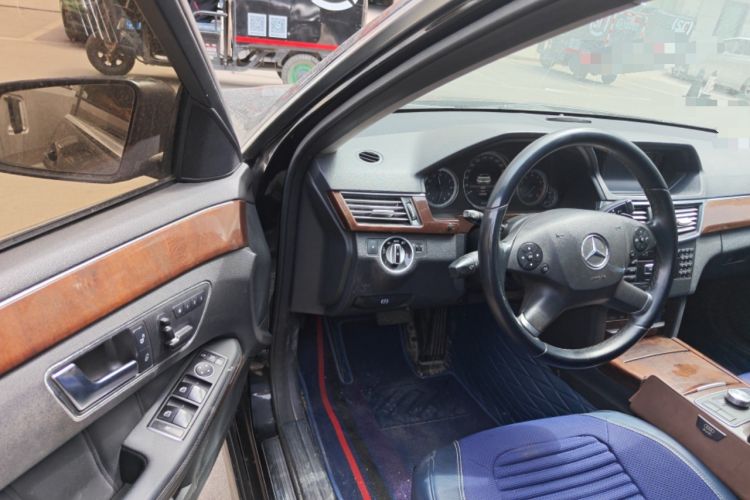 Used Mercedes-Benz E-Class 2013 E 260 L CGI Elegant Model