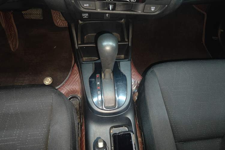 Used Honda Fit 2014 1.5L LX CVT Comfort Model Gear Lever