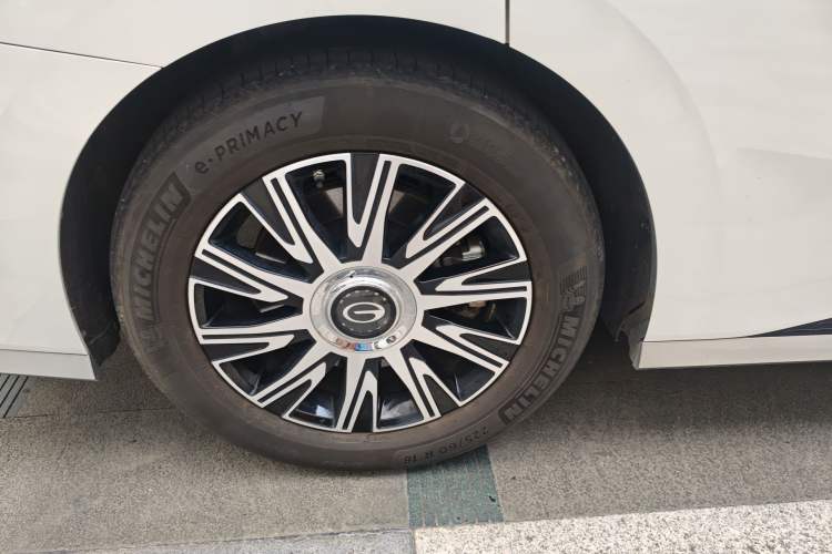 Used GAC Trumpchi E9 2023 E9 Championship Edition Right Rear Wheel Hub