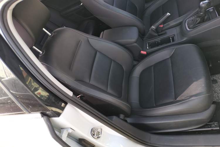 Used Volkswagen Sagitar 2017 230TSI Automatic Comfort Version