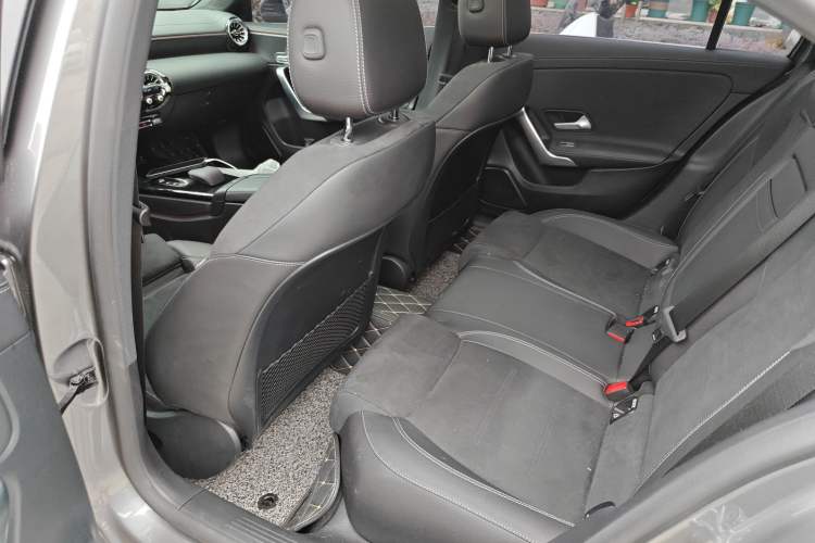 Used Mercedes-Benz A-Class 2021 A 200 L Sport Sedan Fashion Model