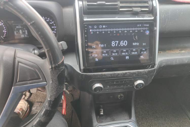 Used CHANGAN OSHAN X70A 2018 1.5L Manual Standard Edition