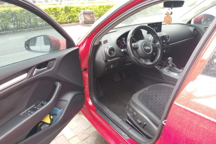 Used Audi A3 2015 Sportback 35 TFSI Millionth Anniversary Intelligent Leading Model
