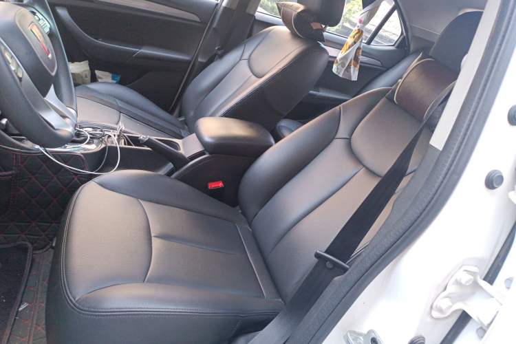 Used Roewe 360 2018 PLUS 1.5L Automatic Luxury Edition Left Front Seat