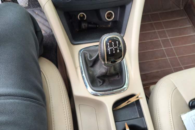 Used Chery Arrizo 7 2013 1.6L Manual ZhiShang Edition
