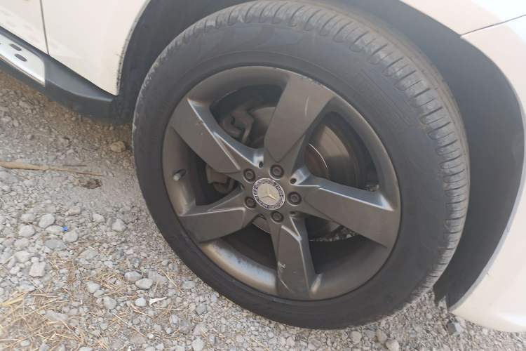 Used Mercedes-Benz GLK-Class 2013 Facelift GLK 300 4MATIC Fashion Edition