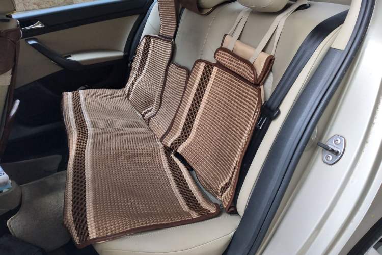 Used Skoda Rapid 2015 1.6L Automatic Smart Selection Model