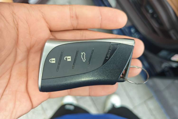 Used Lexus ES 2018 200 Luxury Edition China VI
