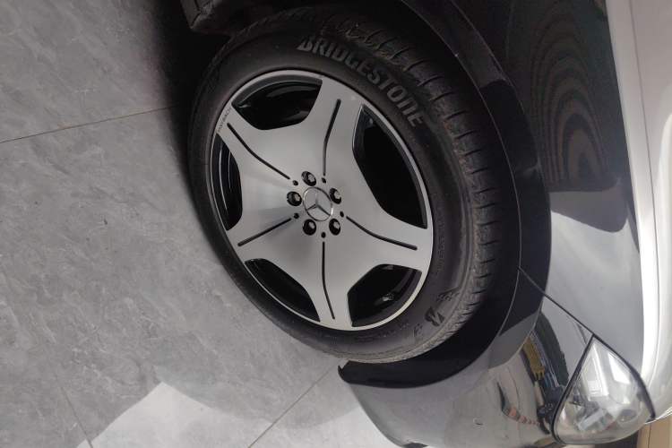 Used Mercedes-Benz Maybach S-Class 2021 S 480 4MATIC Right Front Wheel Hub