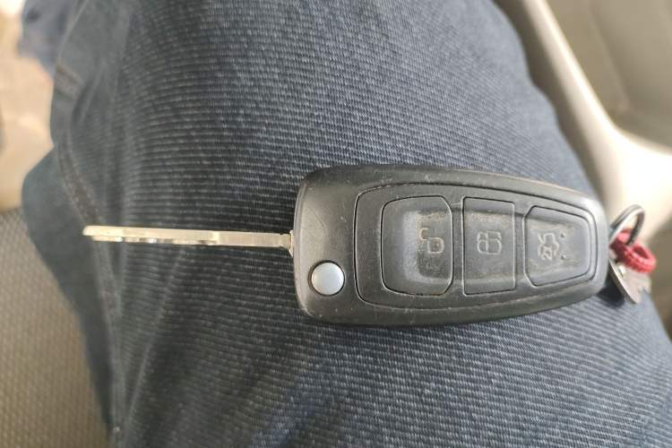 Used Ford Focus 2012 Sedan 1.6L Automatic Comfort Model