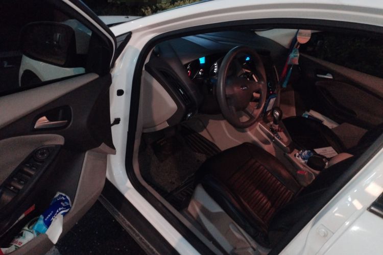 Used Ford Focus 2012 Sedan 1.6L Automatic Comfort Model Driver Seat