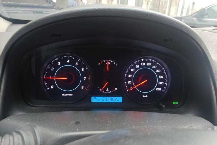 Used Chevrolet Captiva 2014 2.4L Two-Wheel Drive Urban Version 7 Seats