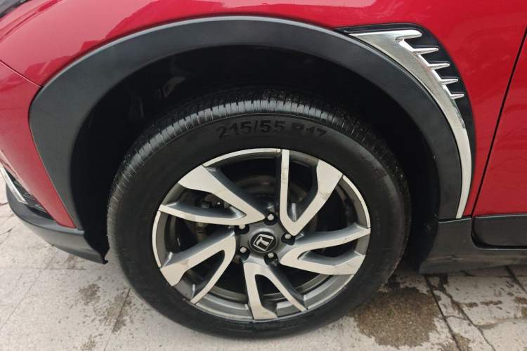 Used Luxgen U5 SUV 2017 1.6L Manual Knight Edition
