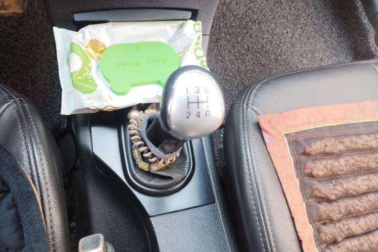 Used JAC Group Heyue 2012 1.5L Manual Luxury Version