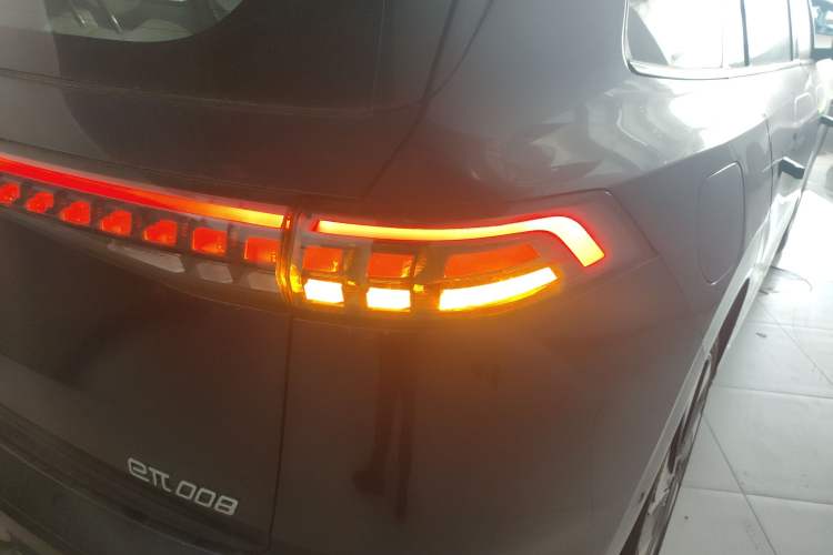 Used Dongfeng eπ eπ008 2024 636Max All-Electric Version 6 Seats