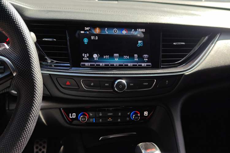 Used Buick Regal 2017 GS 28T Prestige Model
