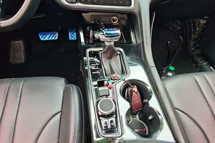 Used CHANGAN CS75 PLUS 2020 1.5T Automatic Luxury Version Gear Lever