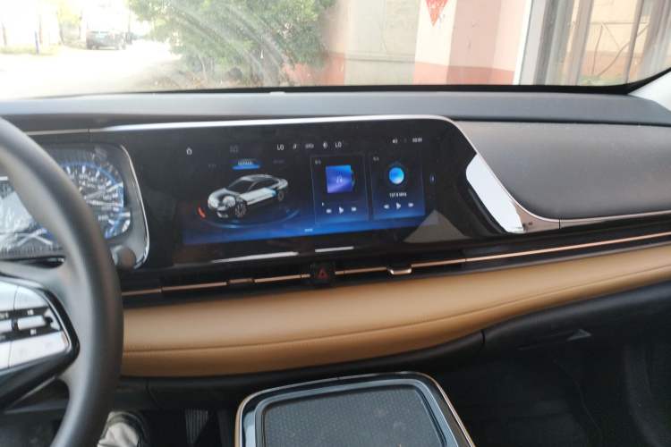 Used AION S 2023 Meizu 580 Lithium Iron Phosphate Audio And AC Panel