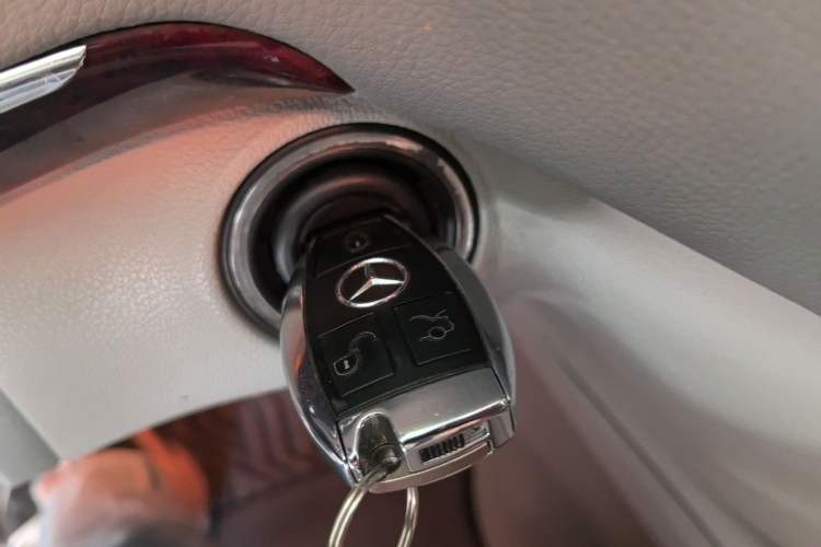 Used Mercedes-Benz GL-Class 2011 GL 450 4MATIC Prestige Edition
