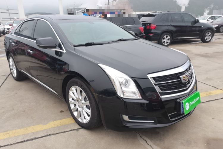 Used Cadillac XTS 2017 28T Tech Edition Front Right 45 Deg