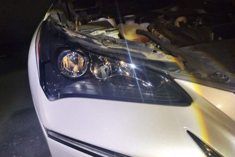 Used Lexus NX 2015 200T All-Wheel-Drive Fēngshàng Edition Right Front Headlight