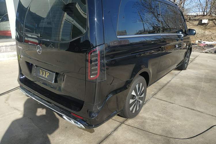 Used Mercedes-Benz Vito 2021 2.0T Elite Version 7 Seats