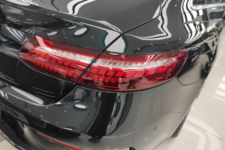 Used Mercedes-Benz E-Class 2021 E 300 Coupe
