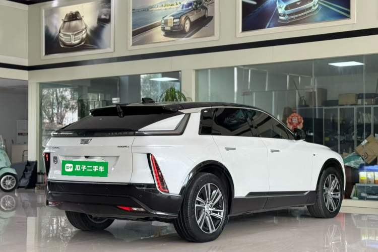 Used Cadillac LYRIQ 2022 Four-Wheel-Drive High-Performance Deluxe Edition Rear Right 45 Deg