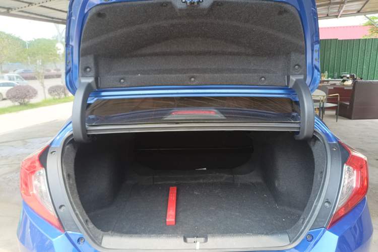 Used Honda Civic 2016 180TURBO CVT Comfort Version
