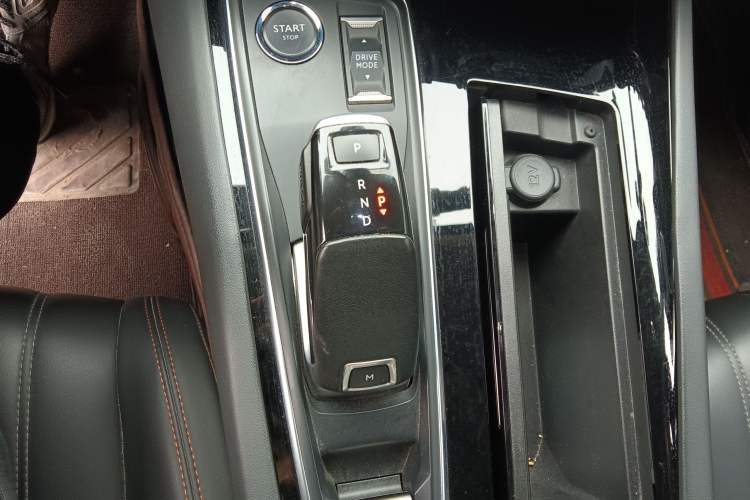 Used Peugeot 508 2019 508L 400THP PureTech Driving Control Version China VI Standard
