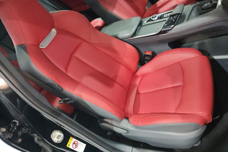 Used Changan UNI-T 2020 1.5T Prestige Version
