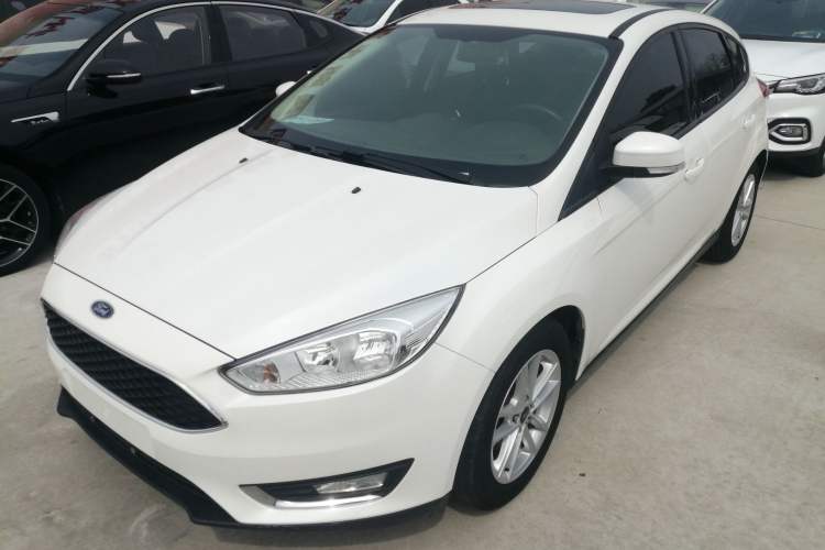 Used Ford Focus 2017 Hatchback 1.6L Automatic Fashion Edition Smart Drive Version