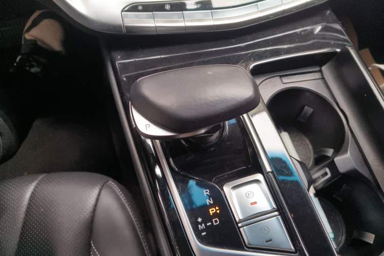 Used Geely Auto Emgrand GT 2018 1.5T MHEV YAOCHI Edition