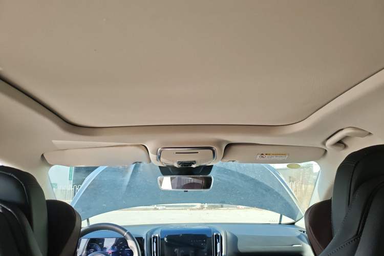 Used Hongqi HS3 2023 1.5T Two-Wheel Drive Shanwei Edition
