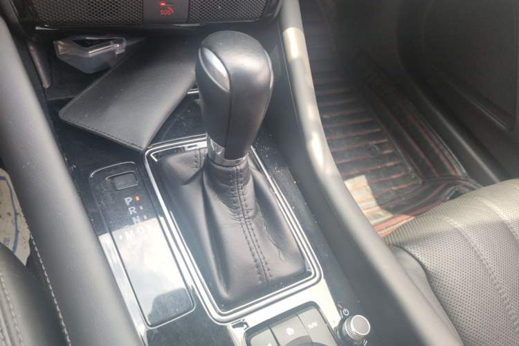 Used Mazda Atenza 2020 2.0L Blue Sky Luxury Edition
