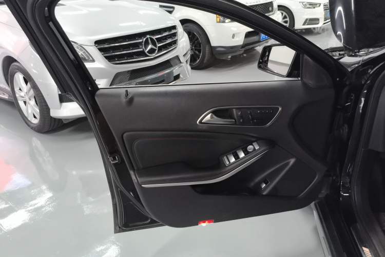 Used Mercedes-Benz GLA AMG 2015 AMG GLA 45 4MATIC
