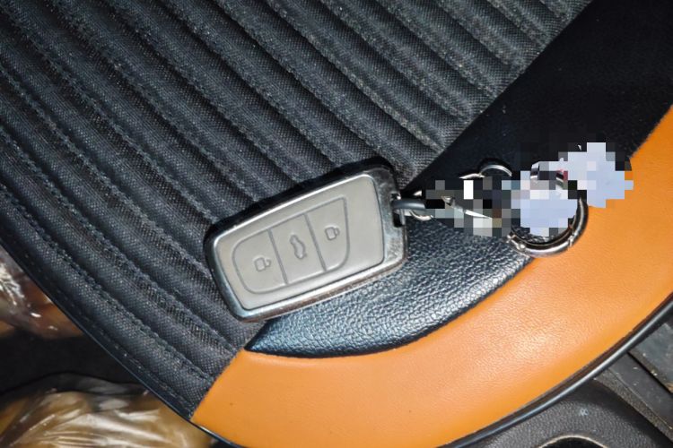 Used Chery Little Ant 2019 4-Seater Smart Edition 35 kWh Vehicle Key