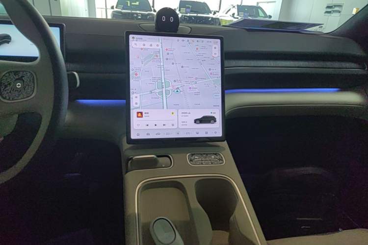 Used Nio ES6 2024 75 kWh Audio And AC Panel