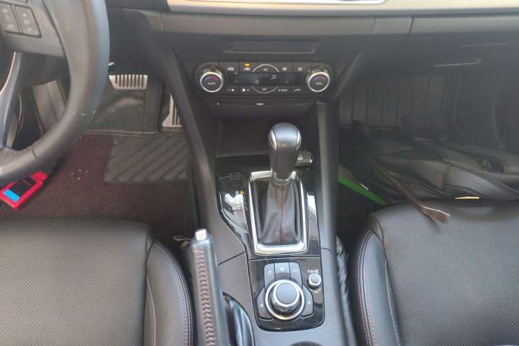 Used Mazda 3 Axela 2016 Sedan 2.0L Automatic Sport Model
