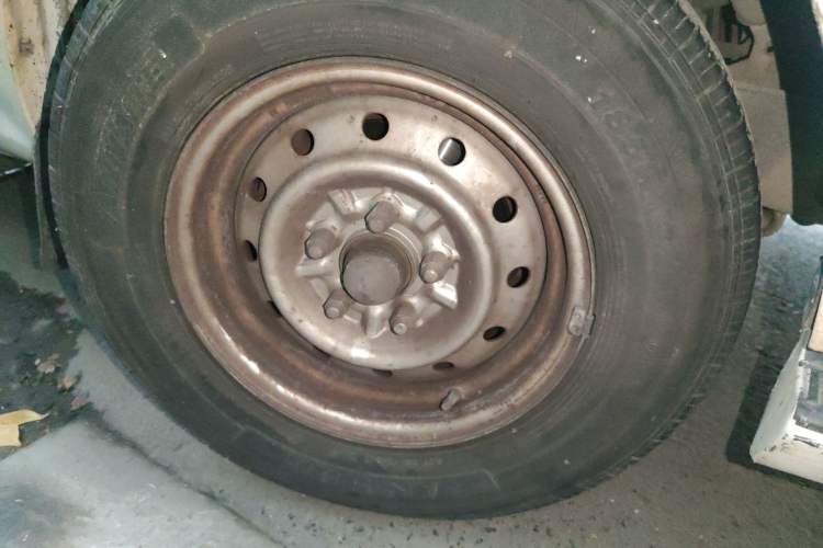 Used Foton Scenic 2014 2.0L Express Classic Short-Wheelbase High-Roof 491EQ4A
