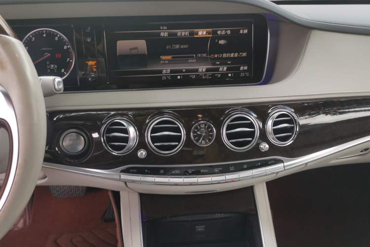 Used Mercedes-Benz Maybach S-Class 2015 S 400 4MATIC Audio And AC Panel