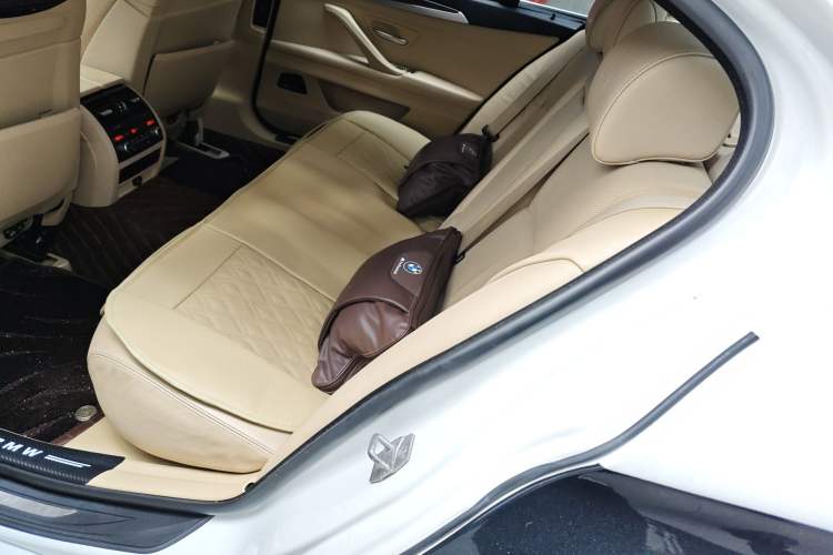Used BMW 5 Series 2013 535Li Luxury Model Left Rear Seat