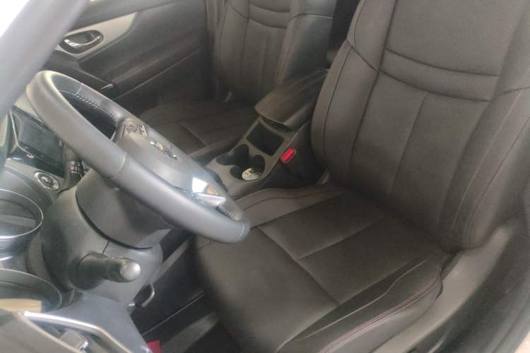 Used Nissan Qashqai 2021 2.0L CVT Luxury Edition Left Front Seat