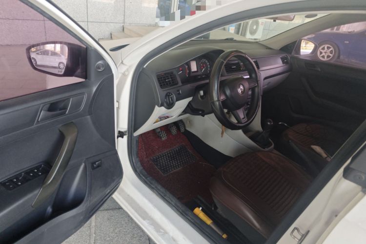 Used Skoda Rapid 2016 1.4L Manual Front-Wheel Drive Model
