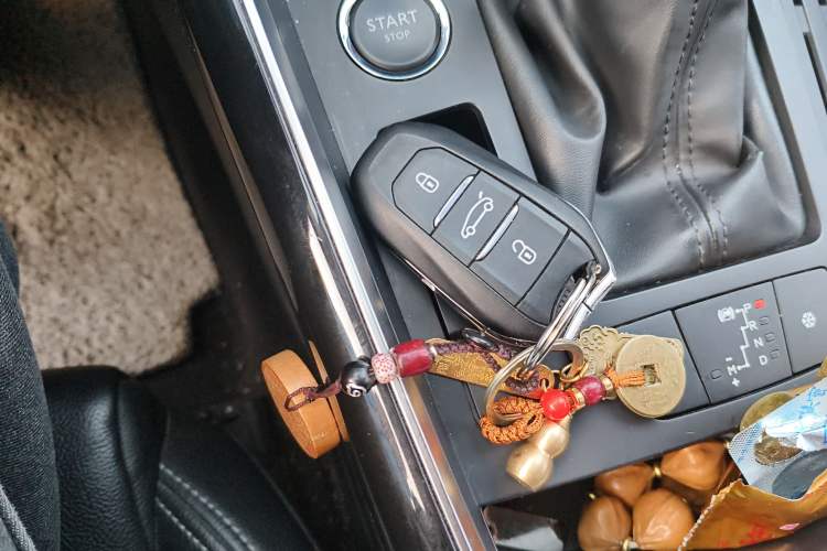 Used Citroen C5 2017 350THP Automatic Luxury Model Vehicle Key