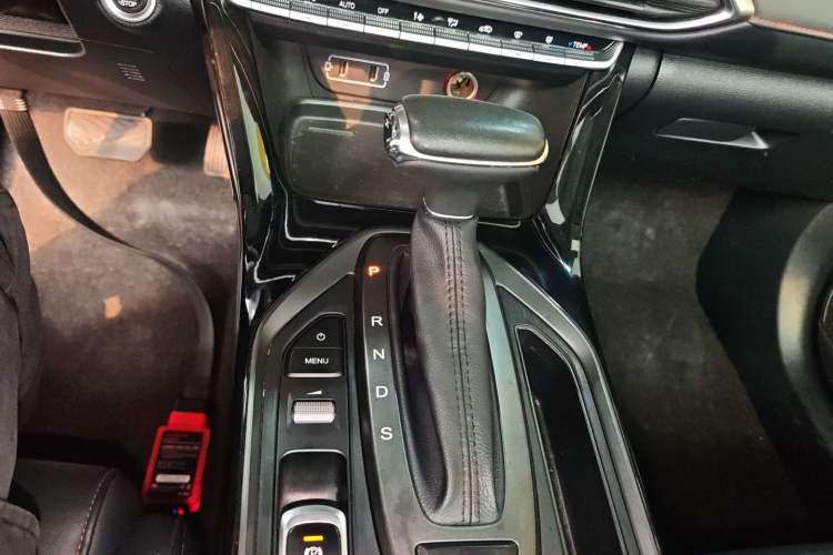 Used GAC Trumpchi GS4 2021 270T Automatic Elite Tech Edition Gear Lever