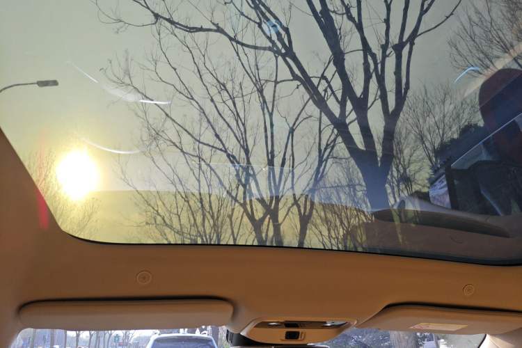 Used Hima AITO M5 2022 Extended-Range Four-Wheel Drive Ultimate Edition Headliner