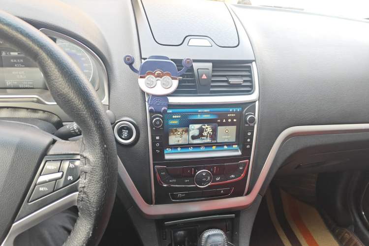 Used Geely Auto Emgrand 2016 Sedan 1.5L CVT Upward Version
